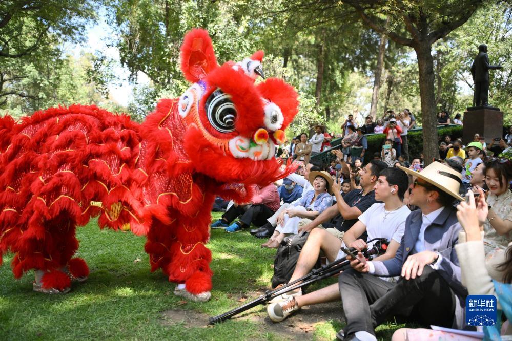 m8俱乐部